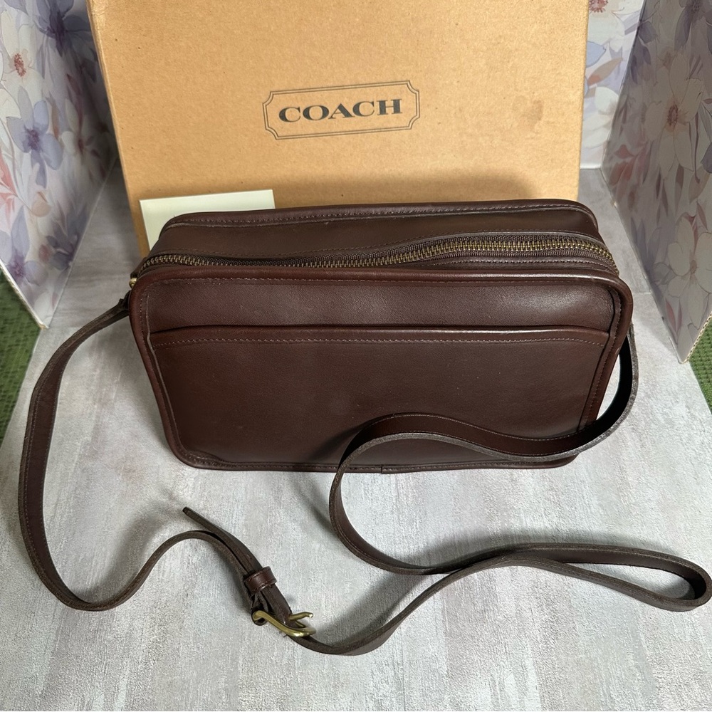 Vintage Coach Mahagony Leather Multi Zip Cross Body Bag Style MC6-9974